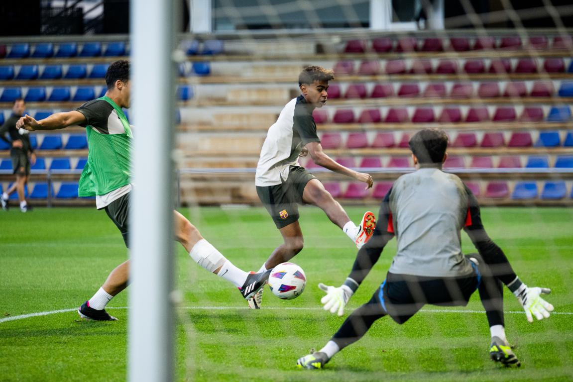 descubre la cronología completa de los enfrentamientos entre el real betis y el chelsea. resultados, fechas clave y momentos destacados de todos sus duelos históricos.