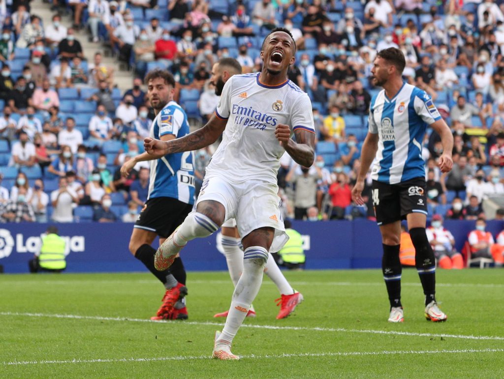 descubre la historia y los momentos más destacados de los enfrentamientos entre real madrid y espanyol. estadísticas, resultados y análisis de uno de los duelos clásicos del fútbol español.