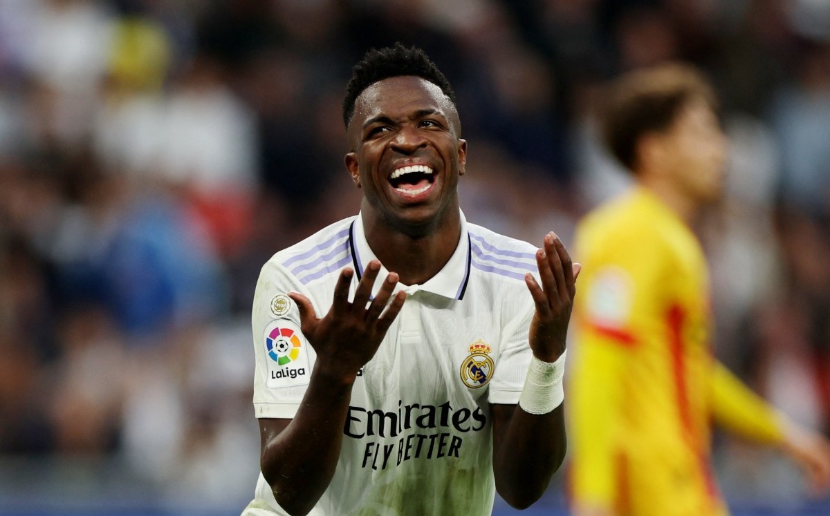 descubre los momentos clave del partido entre real madrid y girona: goles, jugadas destacadas y todo lo que definió este emocionante enfrentamiento de laliga.